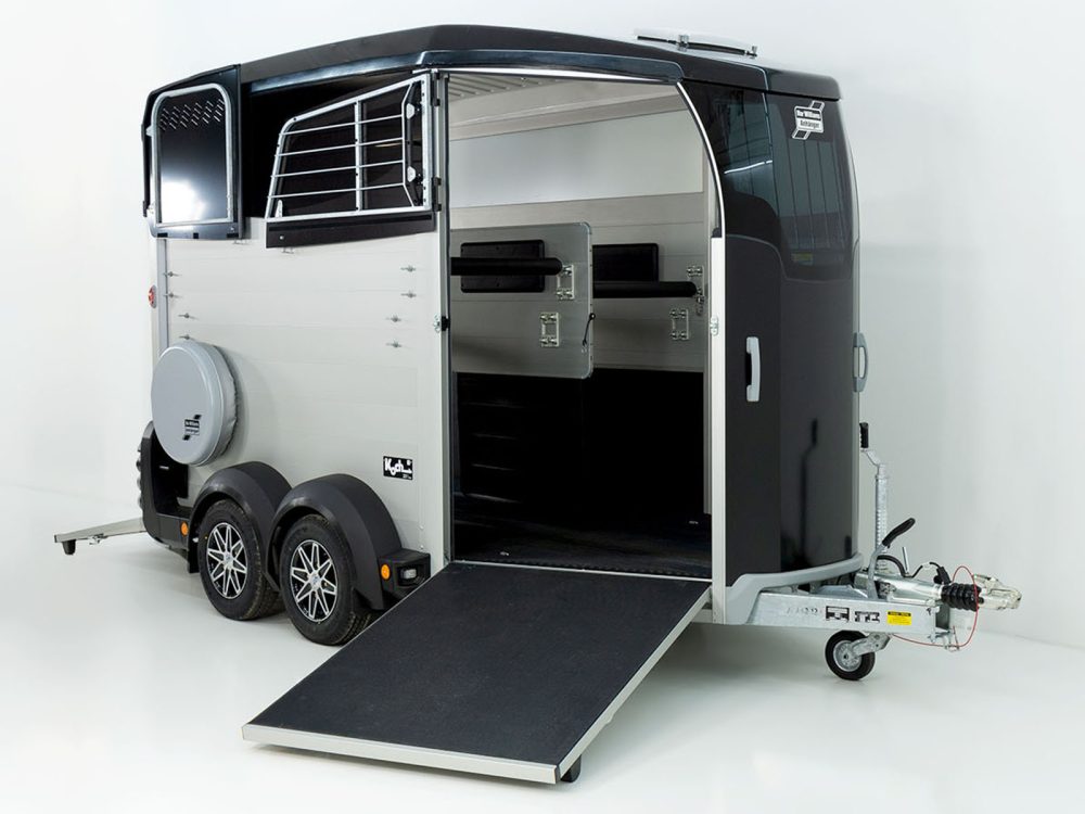 Pferdeanhänger Ifor Williams HBX 511|Frontausstieg|neues Modell|schwarz-Neu