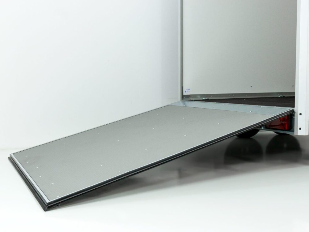 Variant Kofferanhänger Black Edition 168x302cm H:188 2,0t-Neu – Bild 5