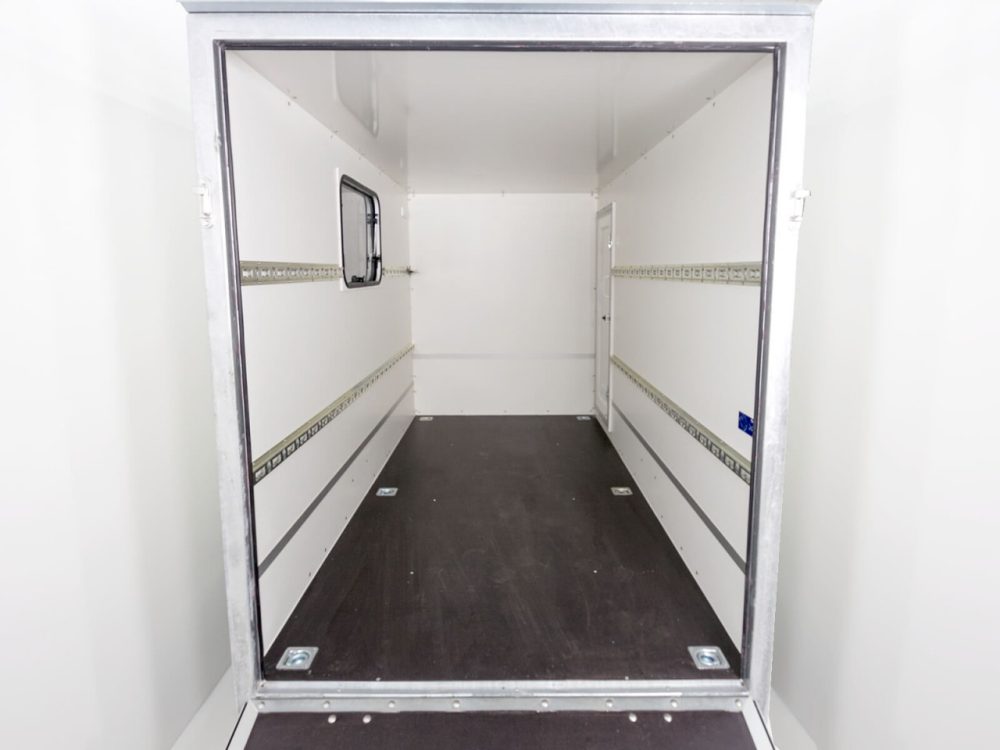 Kofferanhänger BK 146x304cm Höhe:180 1,3t|Rampe|Tür|1 Fenster-Neu – Bild 7