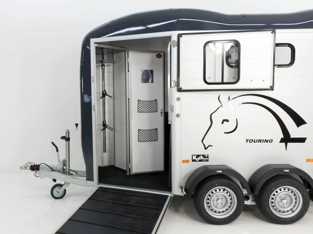 Cheval Liberte Pferdeanhänger Touring Country| Sattelkammer| Frontausstieg| Anthrazit-Neu – Bild 5