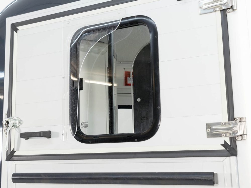 Cheval Liberte Pferdeanhänger Touring Country| Sattelkammer| Frontausstieg| Anthrazit-Neu – Bild 11