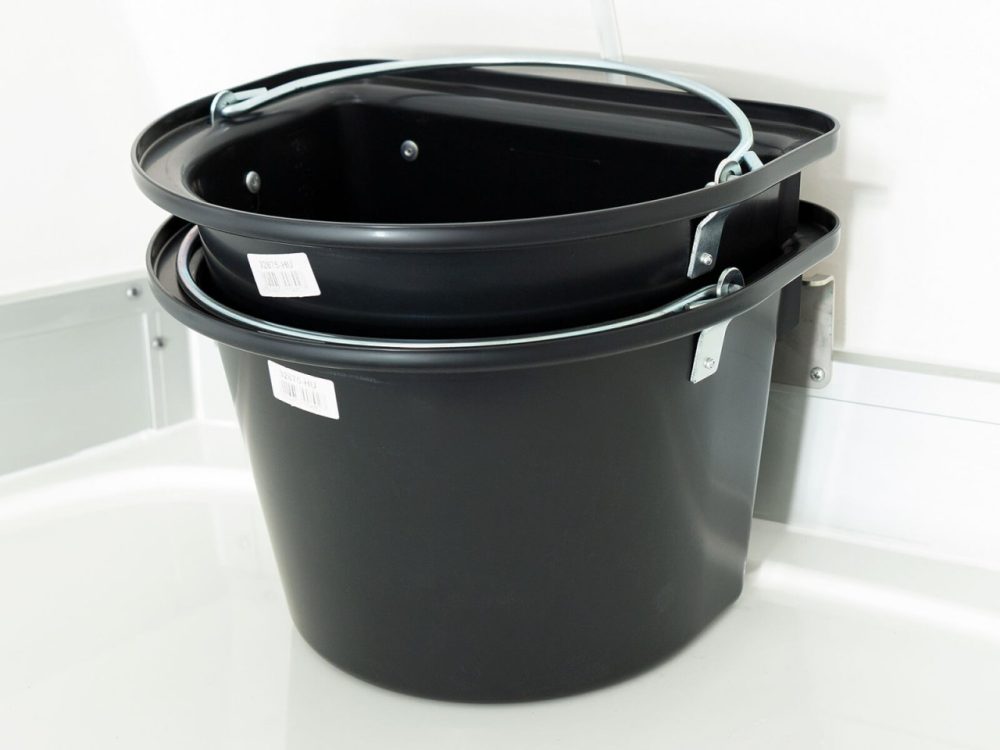 Humbaur Pferdeanhänger Equitos 2000|Alu|schwarz|Sattelkammer|Aluboden-Neu – Bild 6