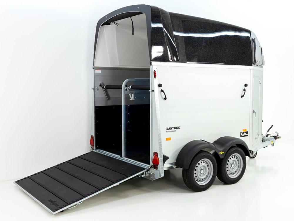 Humbaur Pferdeanhänger XANTHOS 2400|schwarz|Heckklappen/Türen Kombi-Neu – Bild 3