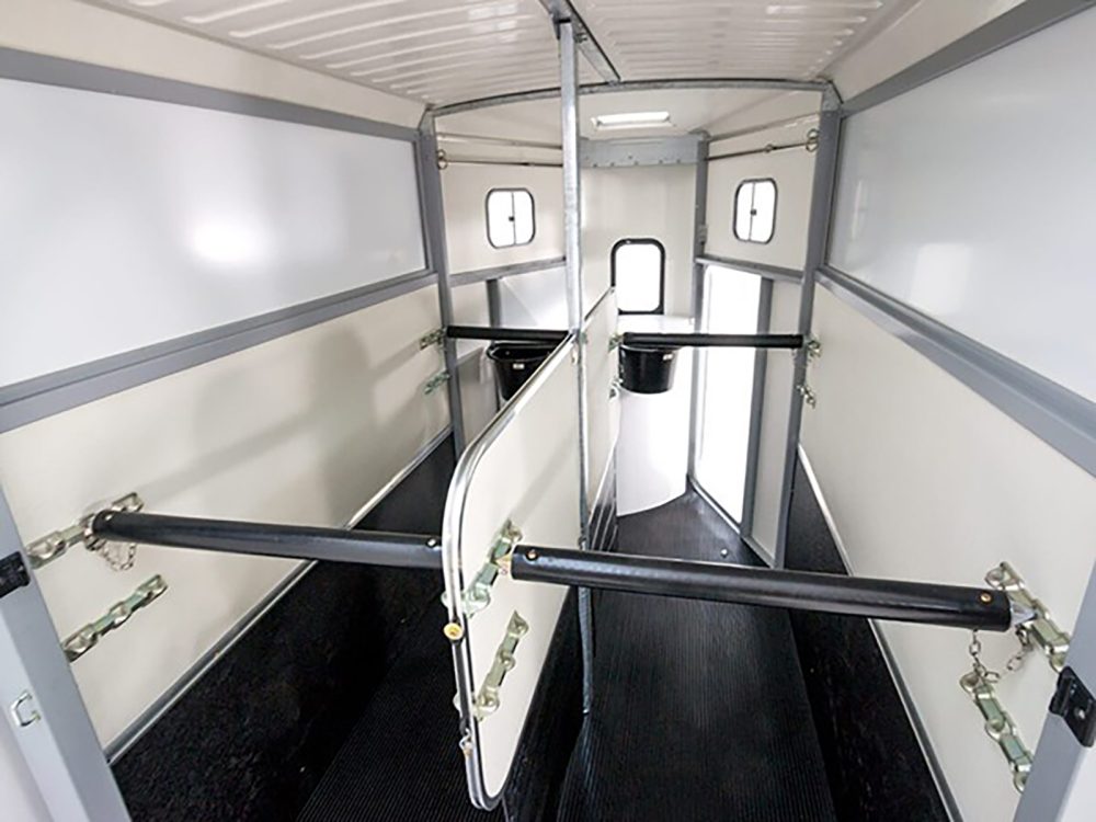 Pferdeanhänger Ifor Williams HB506|Sattelkammer|anthrazit-Neu – Bild 6