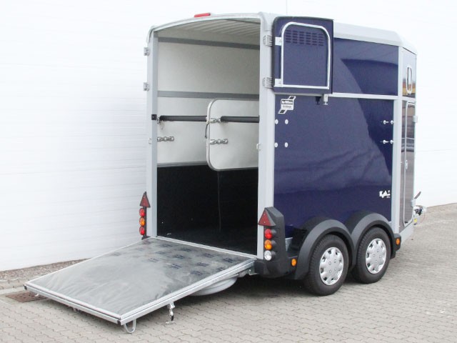 Pferdeanhänger Ifor Williams HB506|Sattelkammer|blau-Neu – Bild 6