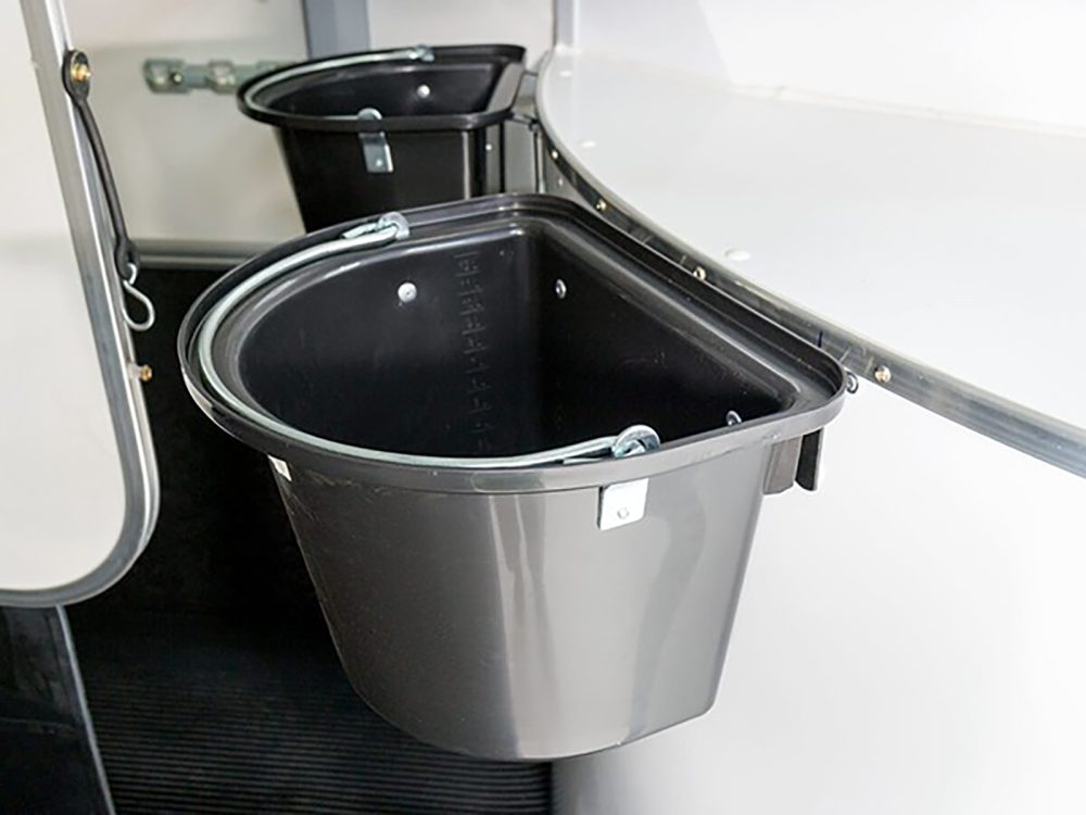 Pferdeanhänger Ifor Williams HB506|Sattelkammer|anthrazit-Neu – Bild 8