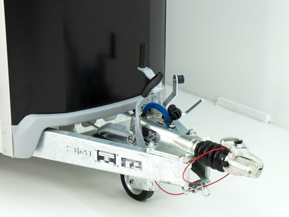 Pferdeanhänger Ifor Williams HBX 506|Sattelkammer|neues Modell | schwarz-Neu – Bild 9