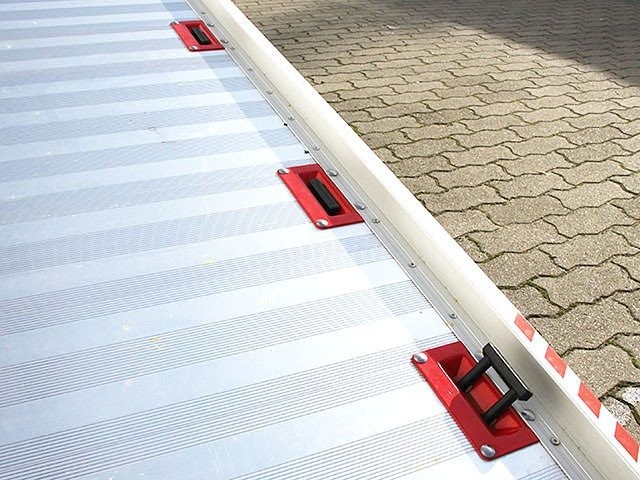 Vezeko Autotrailer Race Master Basic Alu 194x460cm 2,7t-Neu – Bild 10